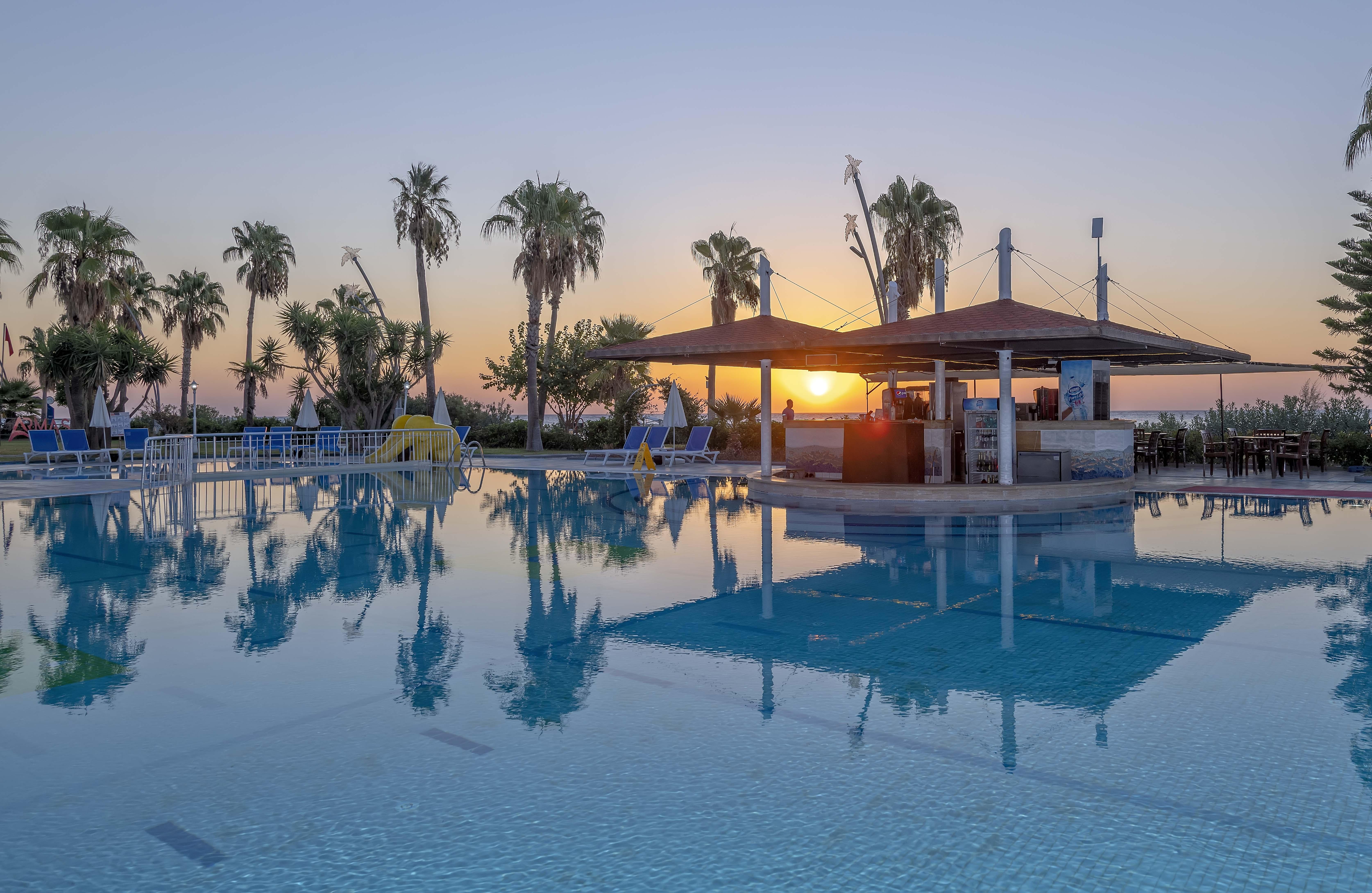 Labada Beach Hotel Çamyuva Eksteriør billede